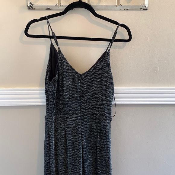 Skies Are Blue jumper. - Picture 1 of 4